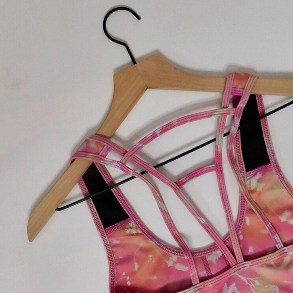 NWT!! Anthropologie DAILY PRACTICE Sofia Pink Floral Sports Bra Strappy Medium - Picture 9 of 13
